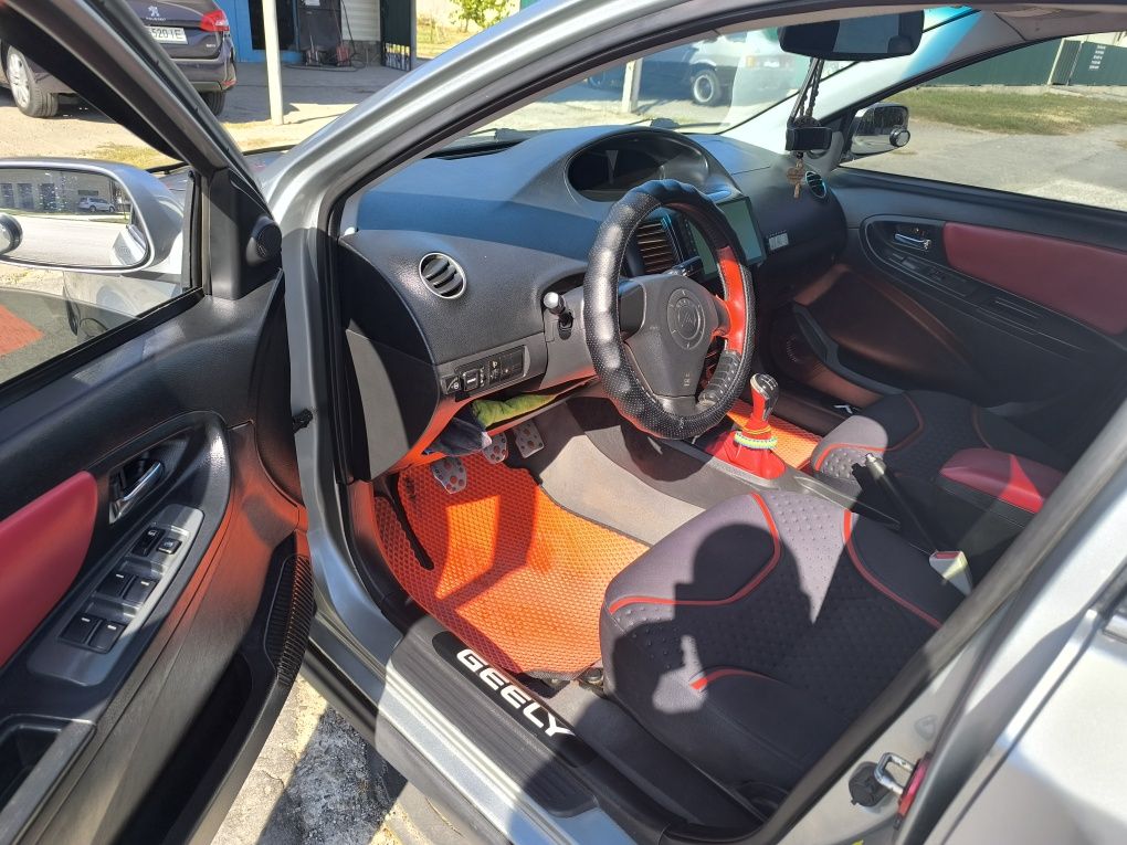Продам Geely mk croos