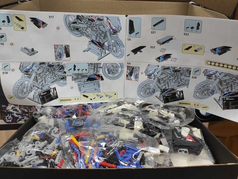 Конструктор Technic BMW M 1000 RR‼️НОВИЙ‼️В КОРОБЦІ‼️на 1920 деталей