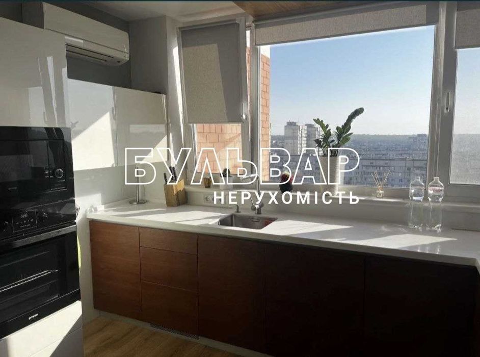 Продам!! 3 к.кв. - 90 м2, Новострой, ЖК Дуэт, Алексеевка