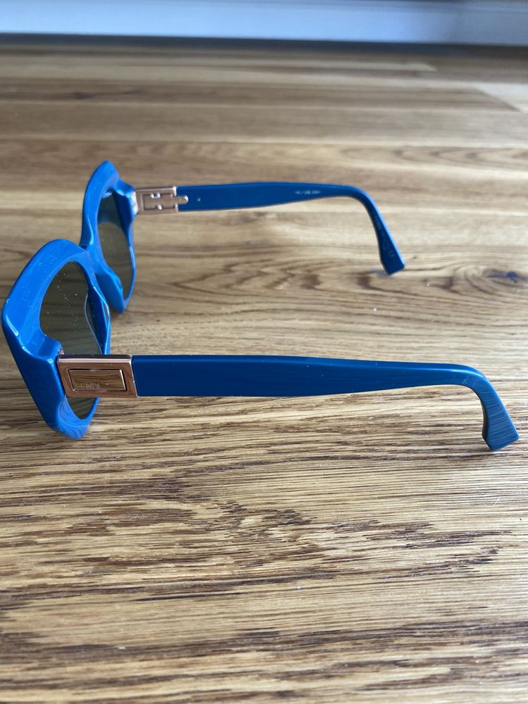 Okulary przeciwsloneczne Fendi