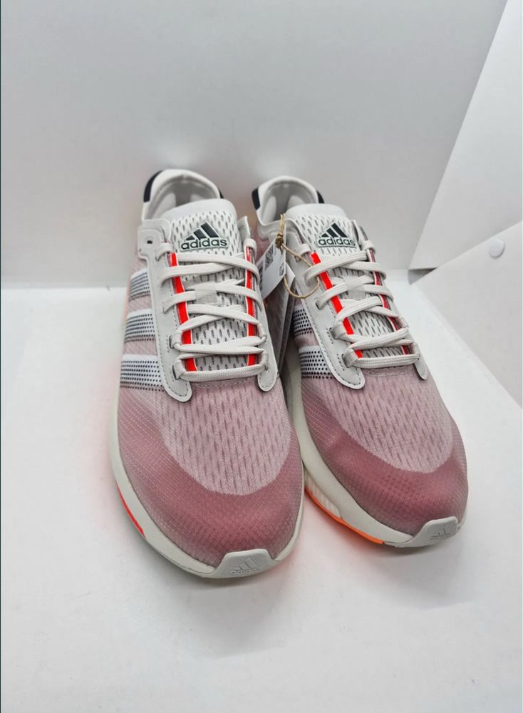Кроссовки Adidas Avryn Boost 44 размер
