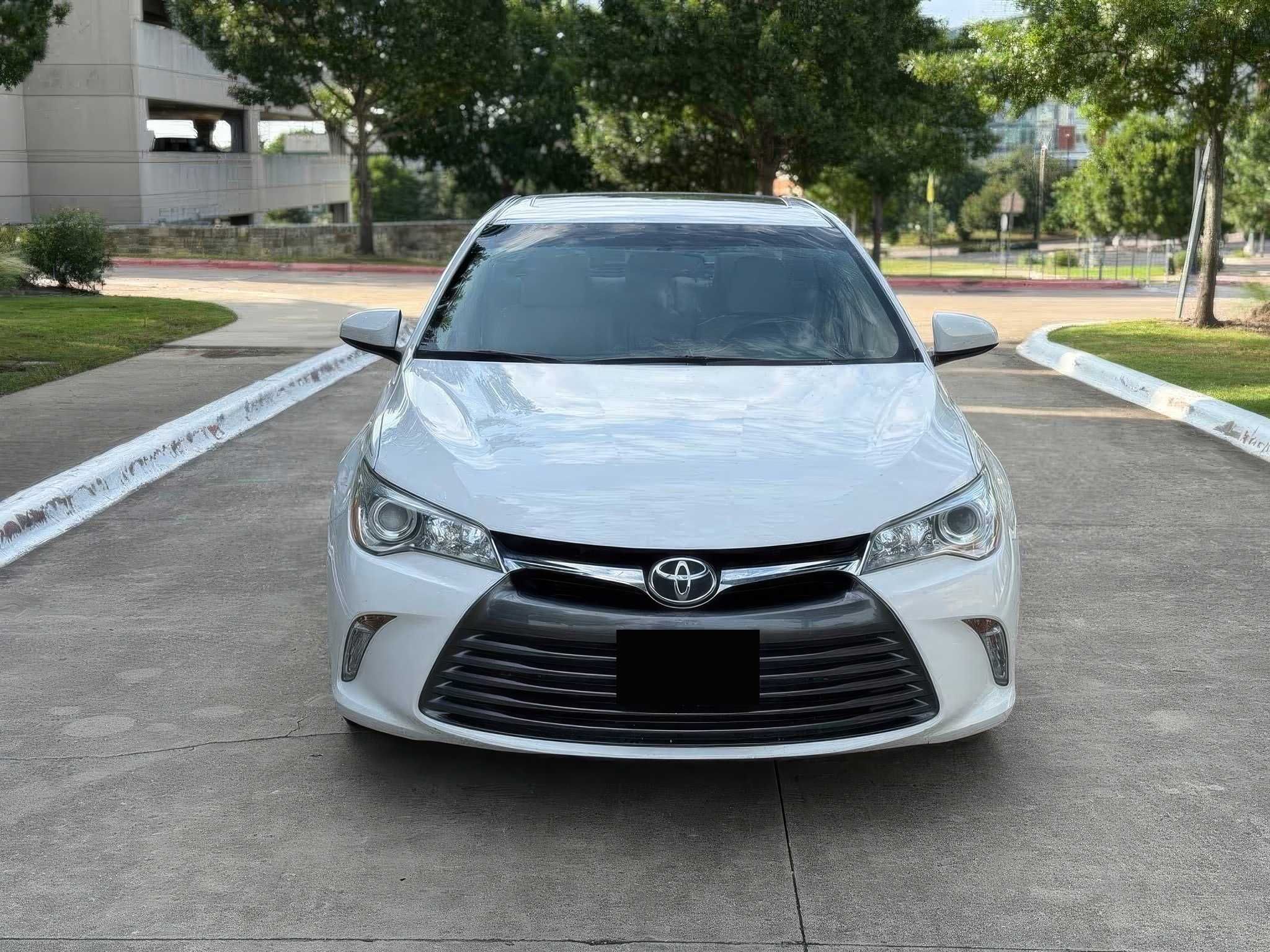 2016 Toyota Camry XLE