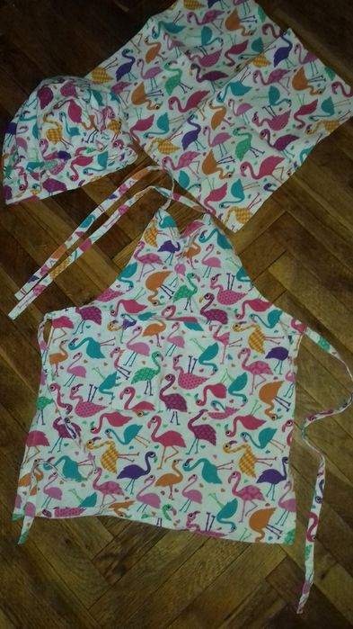 Fartuszek i czapka kucharska że ściereczką w zesrawie