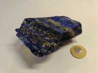 Naturalny kamień Lapis Lazuli w formie surowej skałki nr B