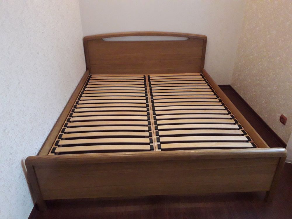 Ліжко двоспальне 2015x1660 мм