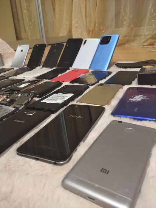 Продам все телефоны рабочие и нерабочие