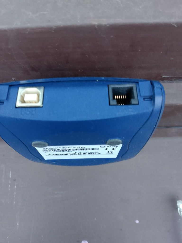 Modem Router Sagem Netia do internetu .
MODEM ROUTER SAGEM NETIA usb (