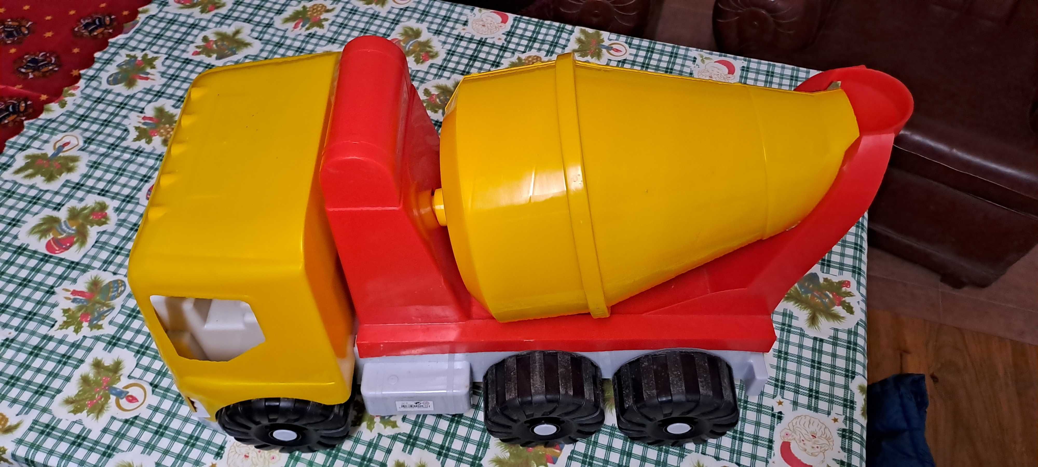 Camião betoneira brinquedos criança