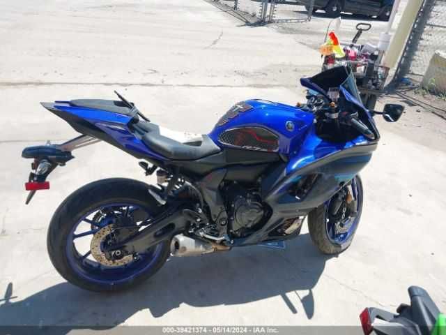 Yamaha YZFR7 2024