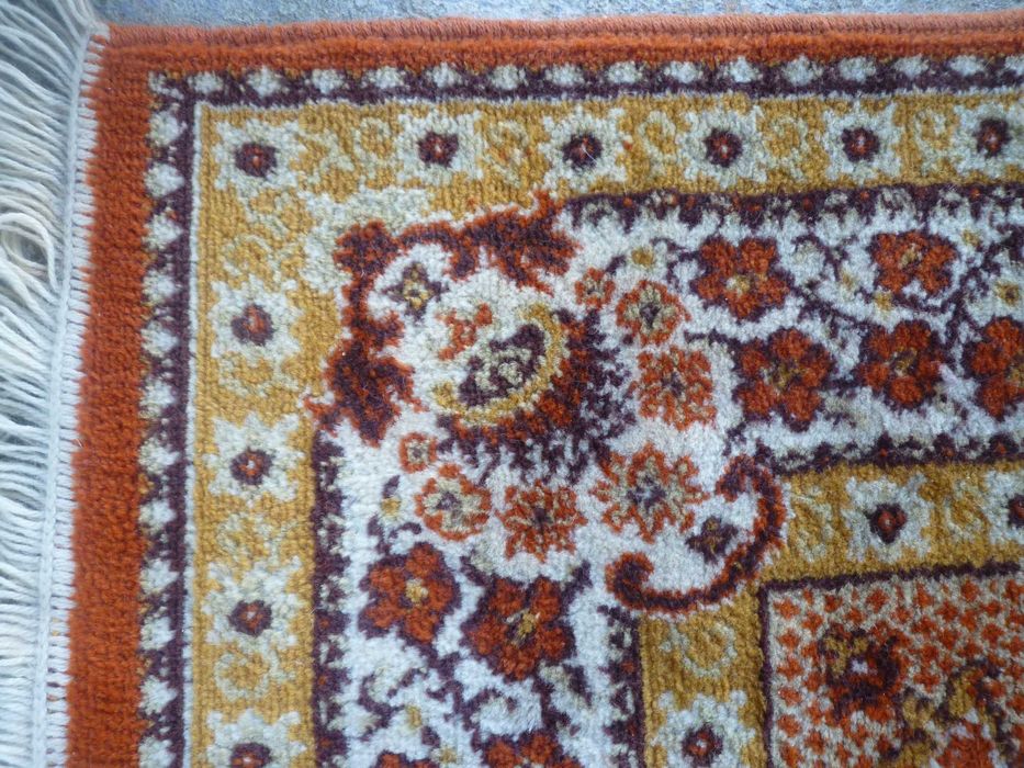 Dywan 100 % wełny 3 x 2 m