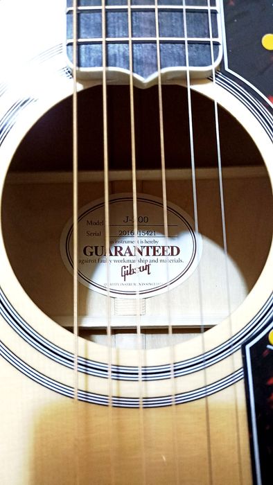 Акустична гітара Gibson j200