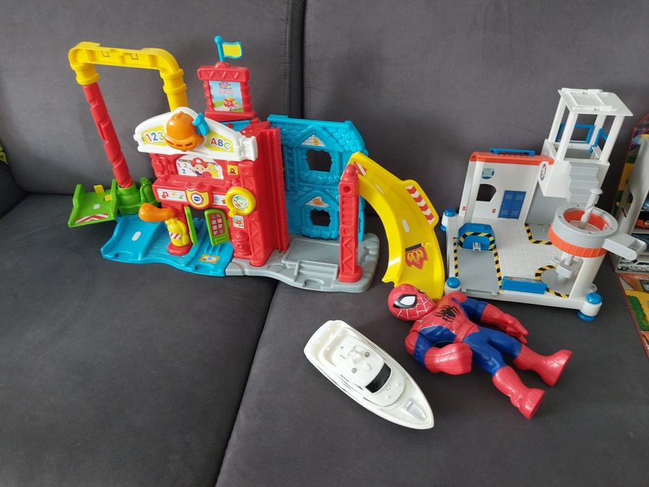 Zestaw zabawek dla chłopca