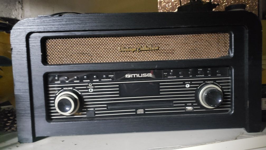 Radio  co. Gira discos