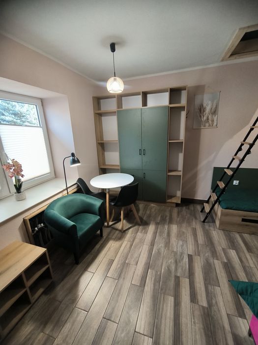 Krótko i długoterminowo. Opłaty w cenie. Dobra lokalizacja .