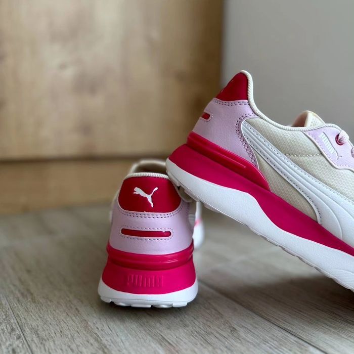 США! Літні жіночі кросівки Puma R78 Voyage 382048-17 Оригінал! 37-39p