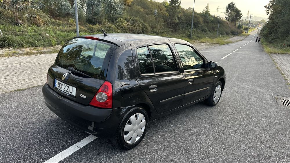 Renault Clio 1.5 DCi 65cv - 190.000 kms