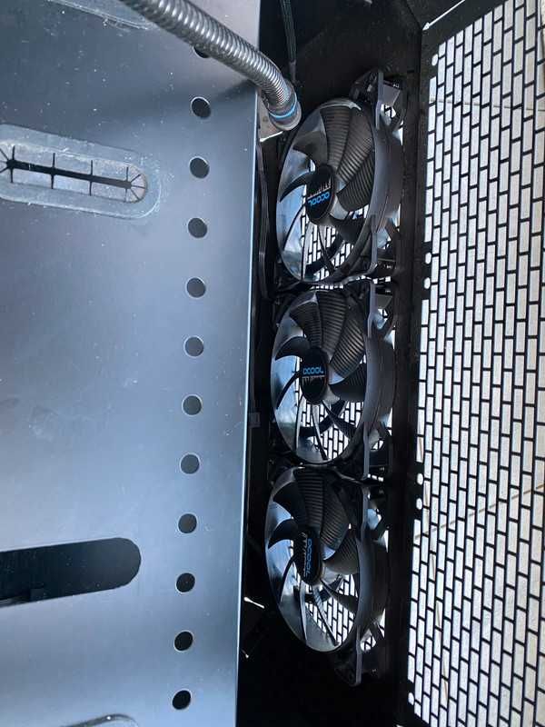 Alphacool Mining Cube 300 – porządna obudowa