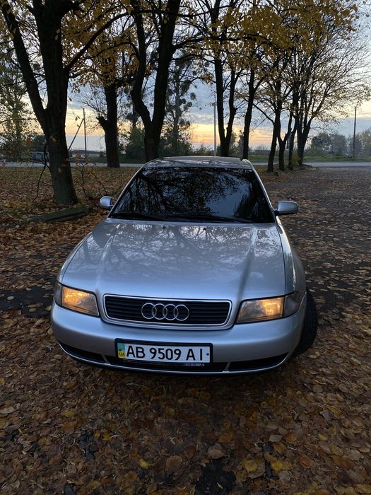 Продам АУДІ А4 Б5
