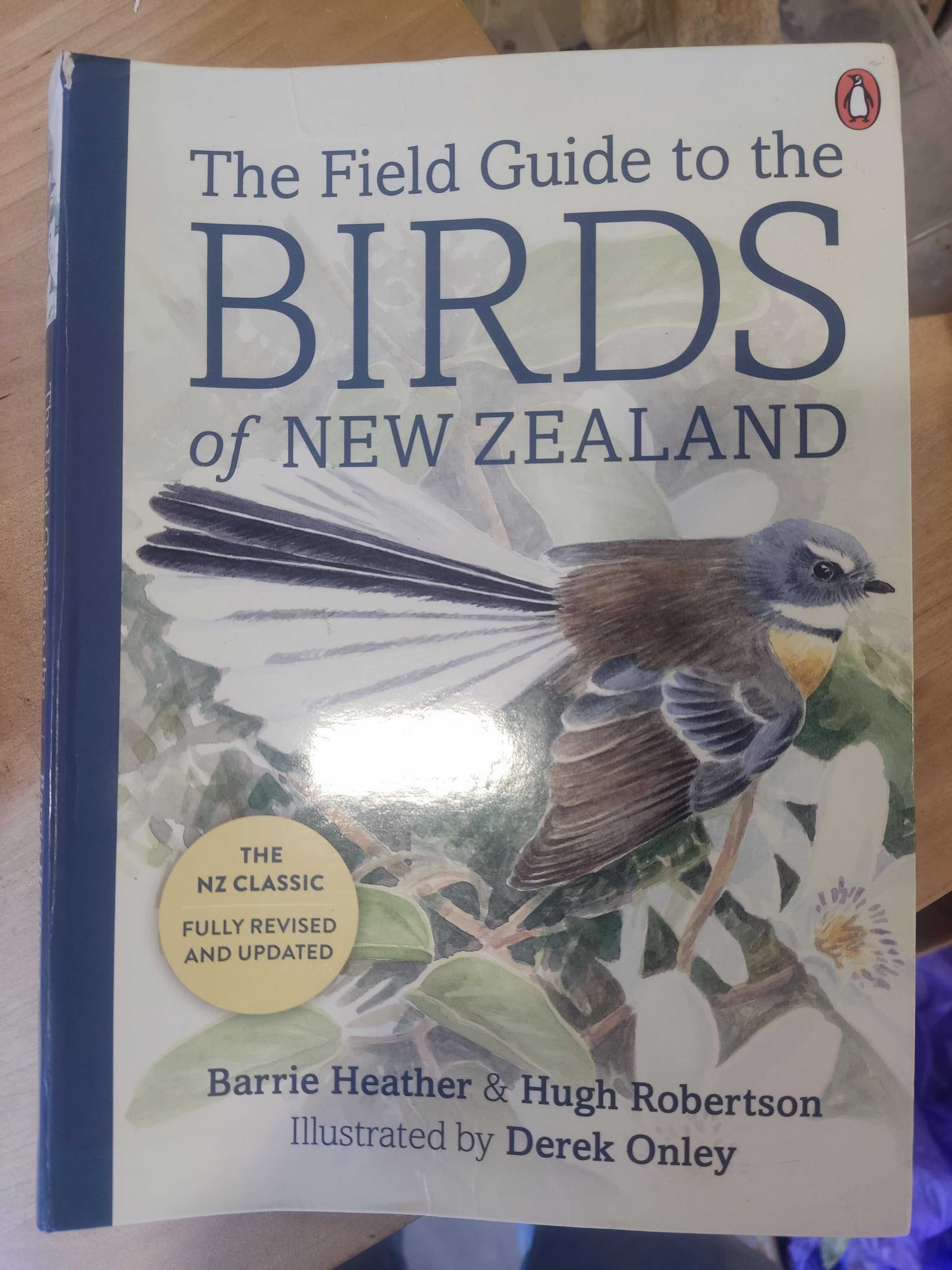 The field guide to Birds of New Zealand - Barry Heather Hugh Robertson