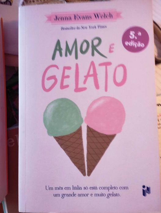 Vendo livros YA, romance, booktok