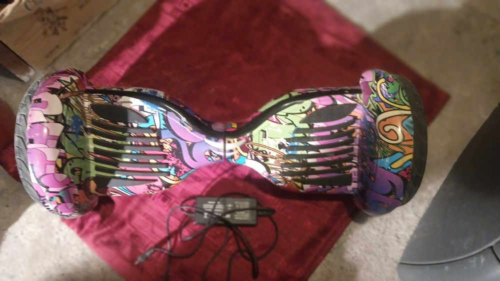 Giro Scooter / Hoverboard 6.5" — działa, ładowarka w zestawie