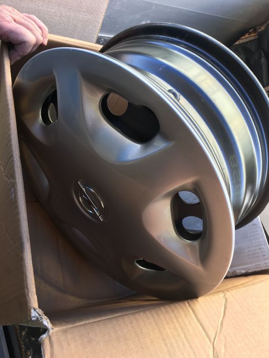 Jantes de ferro novas 15’ Opel