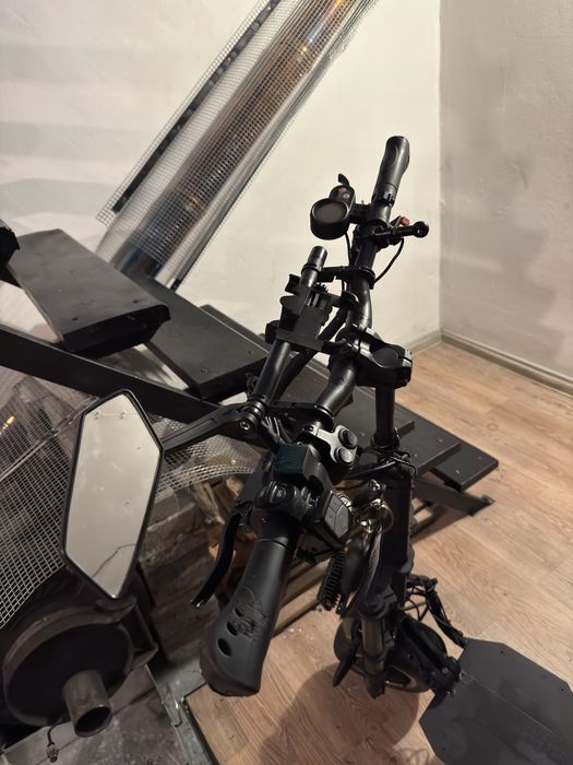 Електросамокат повнопривідний YooBee Explorer 6000W 38 ah (11 дюймов)