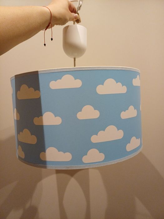 Lampa do pokoju dziecięcego