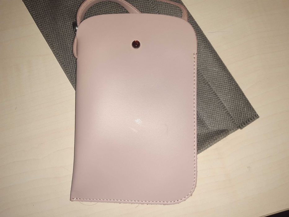 Skórzane etui na telefon Batycki edycja limitowana