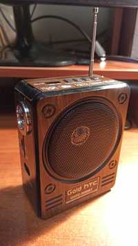 Портативная колонка (радио) Gold htc GHTC-3050ВТ