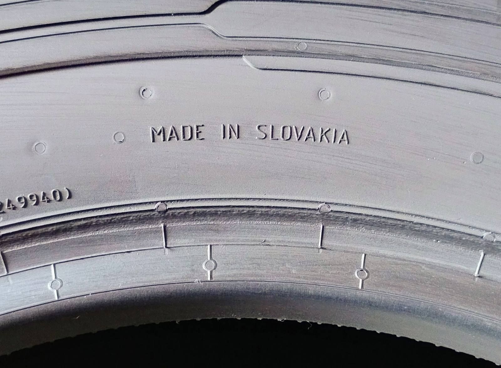 Шини літні R16C 235/65 Continental Conti Van Contact 200