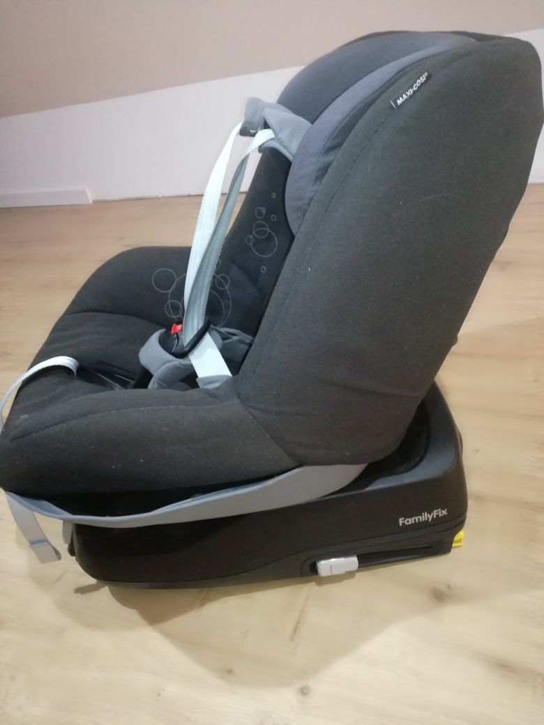 Maxi Cosi Pearl + baza isofix FamilyFix