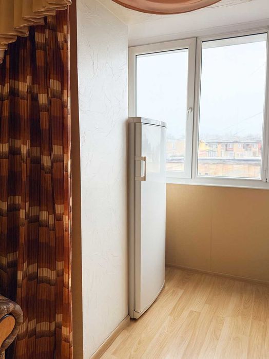 Продається 4 кімнатна квартира з автономним опаленням та ремонтом