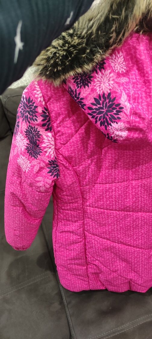 Дівчача зимова куртка фірми Lene