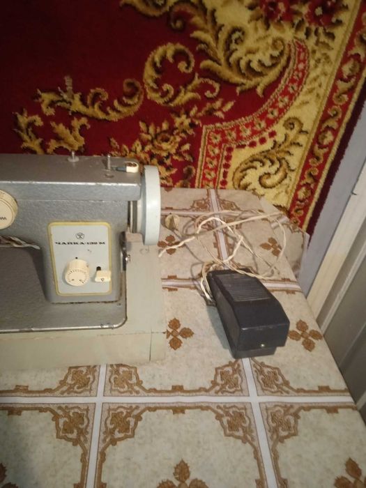 Швейна машина чайка  132.