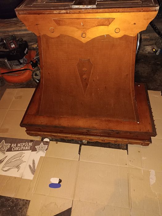 Sprzedam stary drewniany okap nad piec