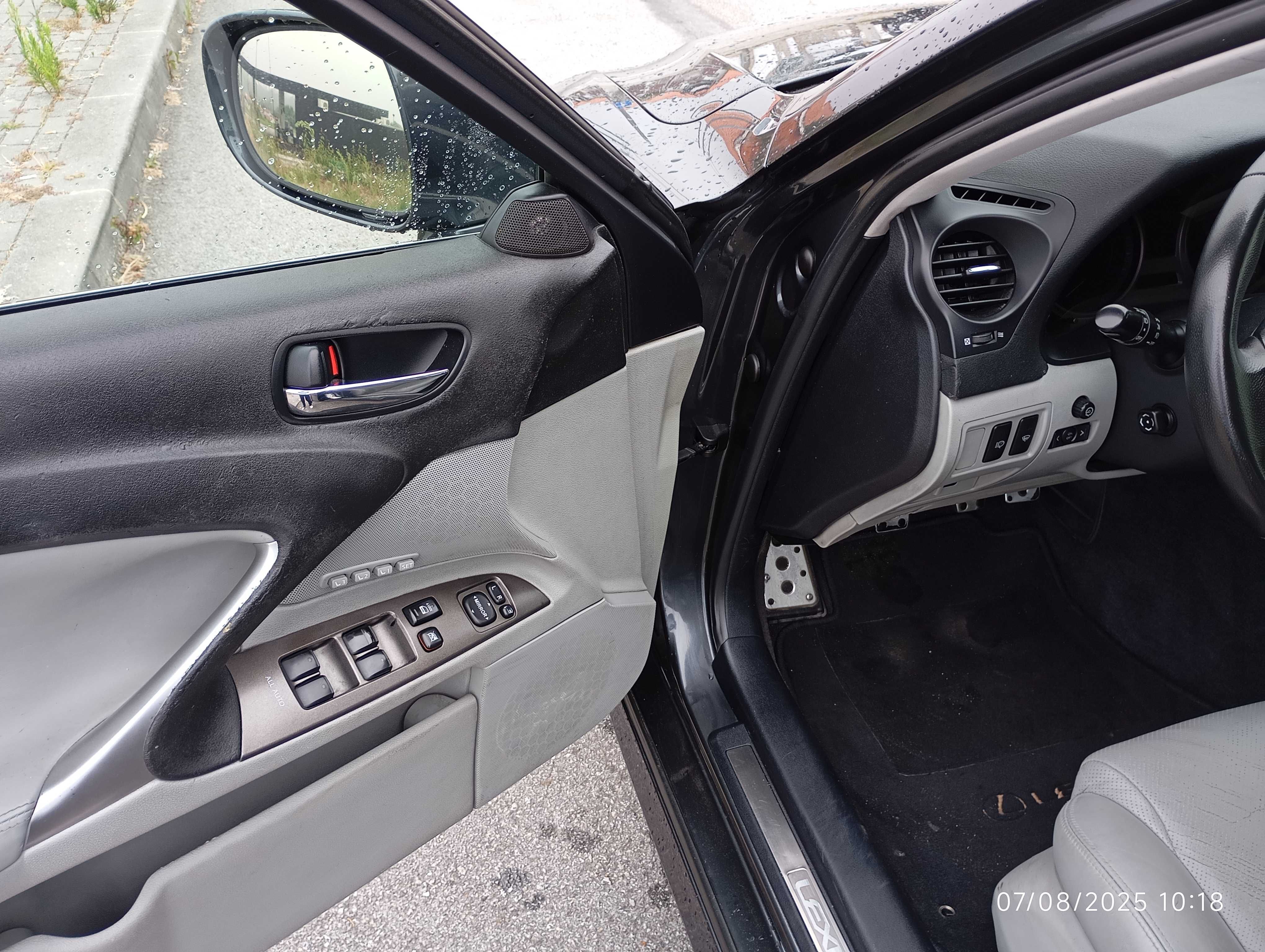 Lexus is220d Luxury Line 177cv Nacional