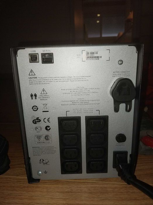Ups smart ups c1000 APC 1000va