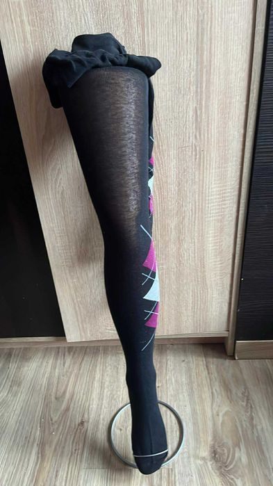 Nr 19 Rajstopy kryjące, wzór.