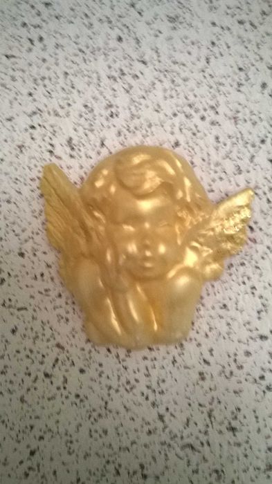 aniołek do powieszenia na ścianę