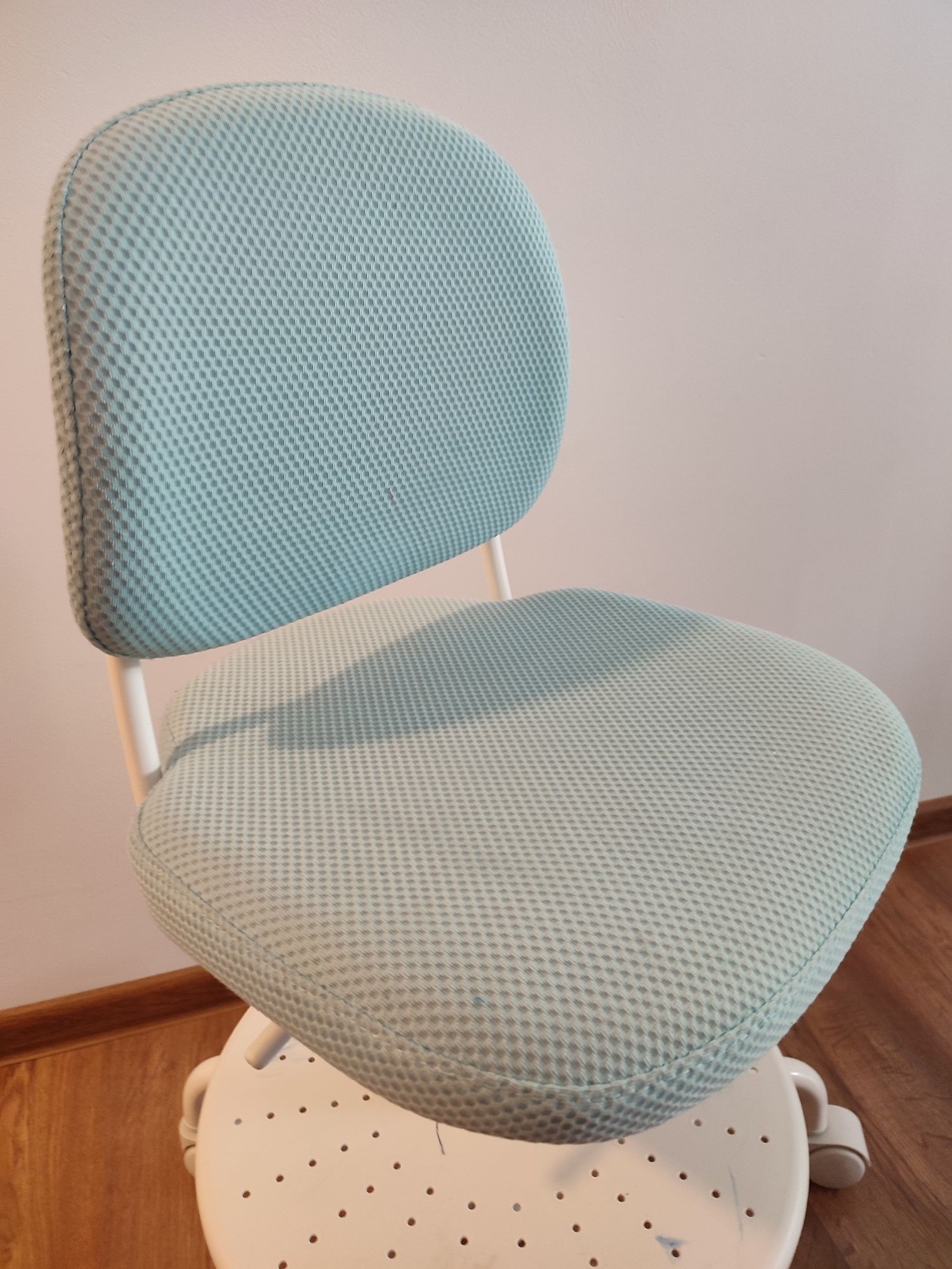 Krzesło biurowe dla dziecka Ikea Vimund