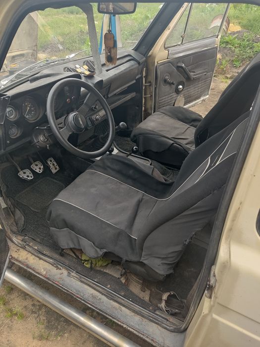 Нива 1986року 1.6мотор