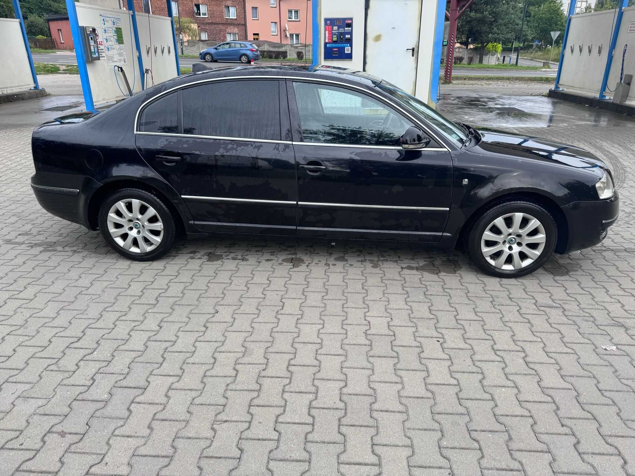 Skoda SuperB 2007r 2.0 TDI
