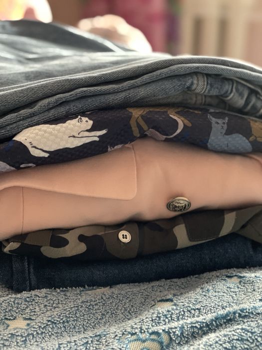 Пакет жіночих речей