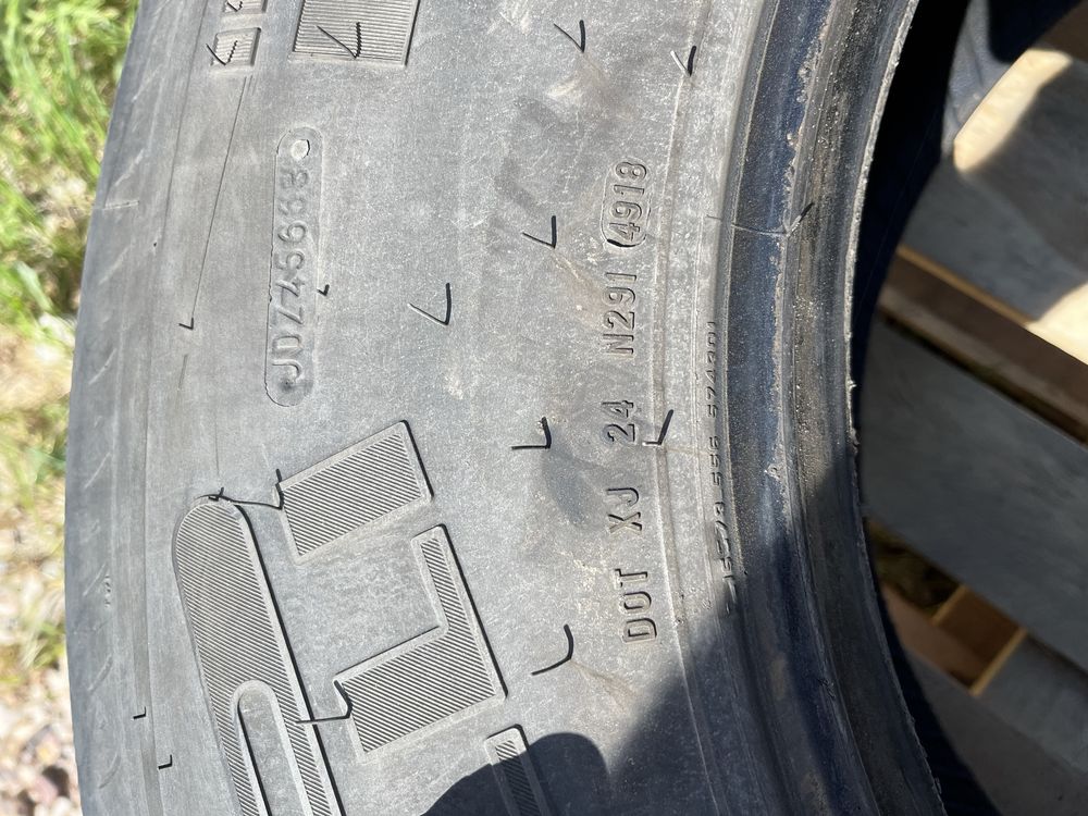 Opona przednia 385/55 22.5 160 K Pirelli FH:01 używana (dobry stan)