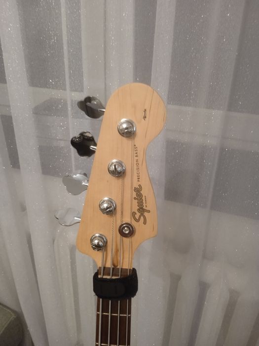 Squier Zestaw bass