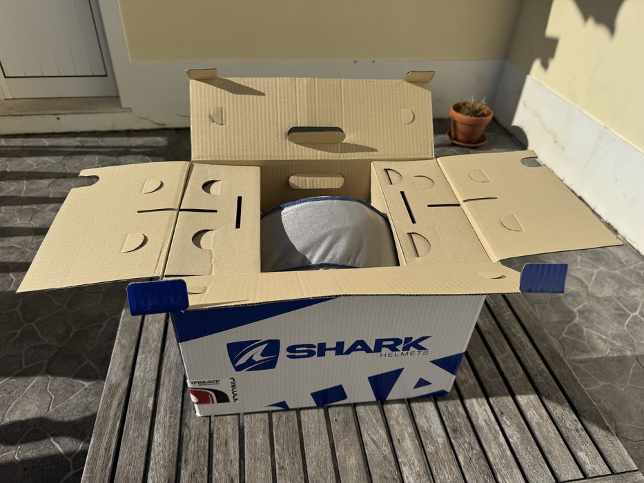 Capacete Shark carbono