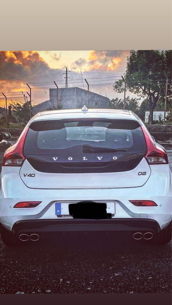 Volvo v40 d2 2013