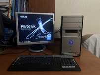 Komputer + monitor | starsza generacja z kablami