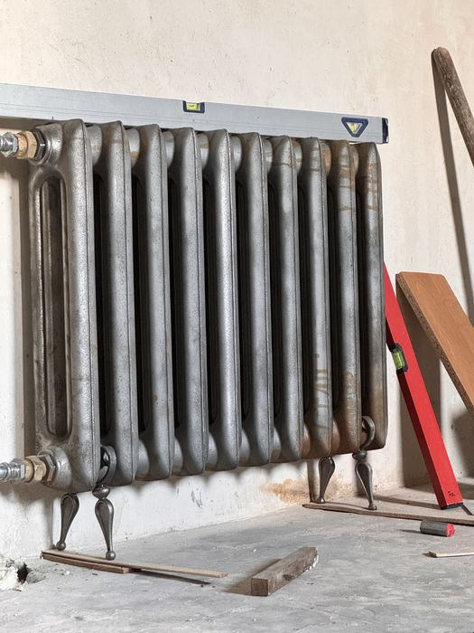 Loftowy kaloryfer żeliwny